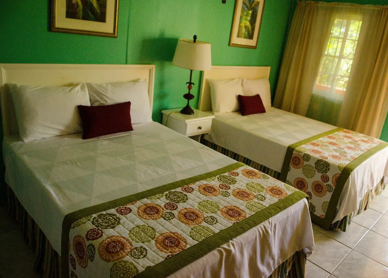 Paradise On The Rocks Negril